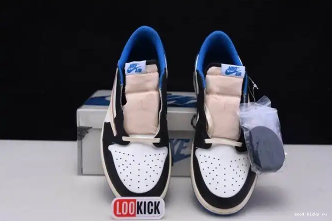 x Scott Air Jordan x Retro Low 1 Travis DM7866-140 Fragment Design 0527
